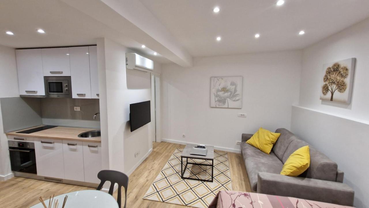 Apartments Baric Split Bagian luar foto