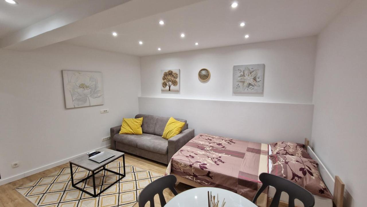 Apartments Baric Split Bagian luar foto