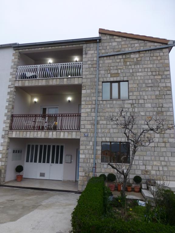 Apartments Baric Split Bagian luar foto